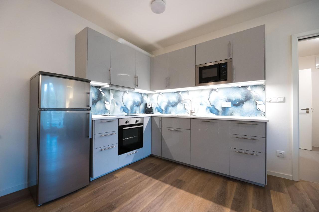 beIN apartment with parking Brno Bagian luar foto